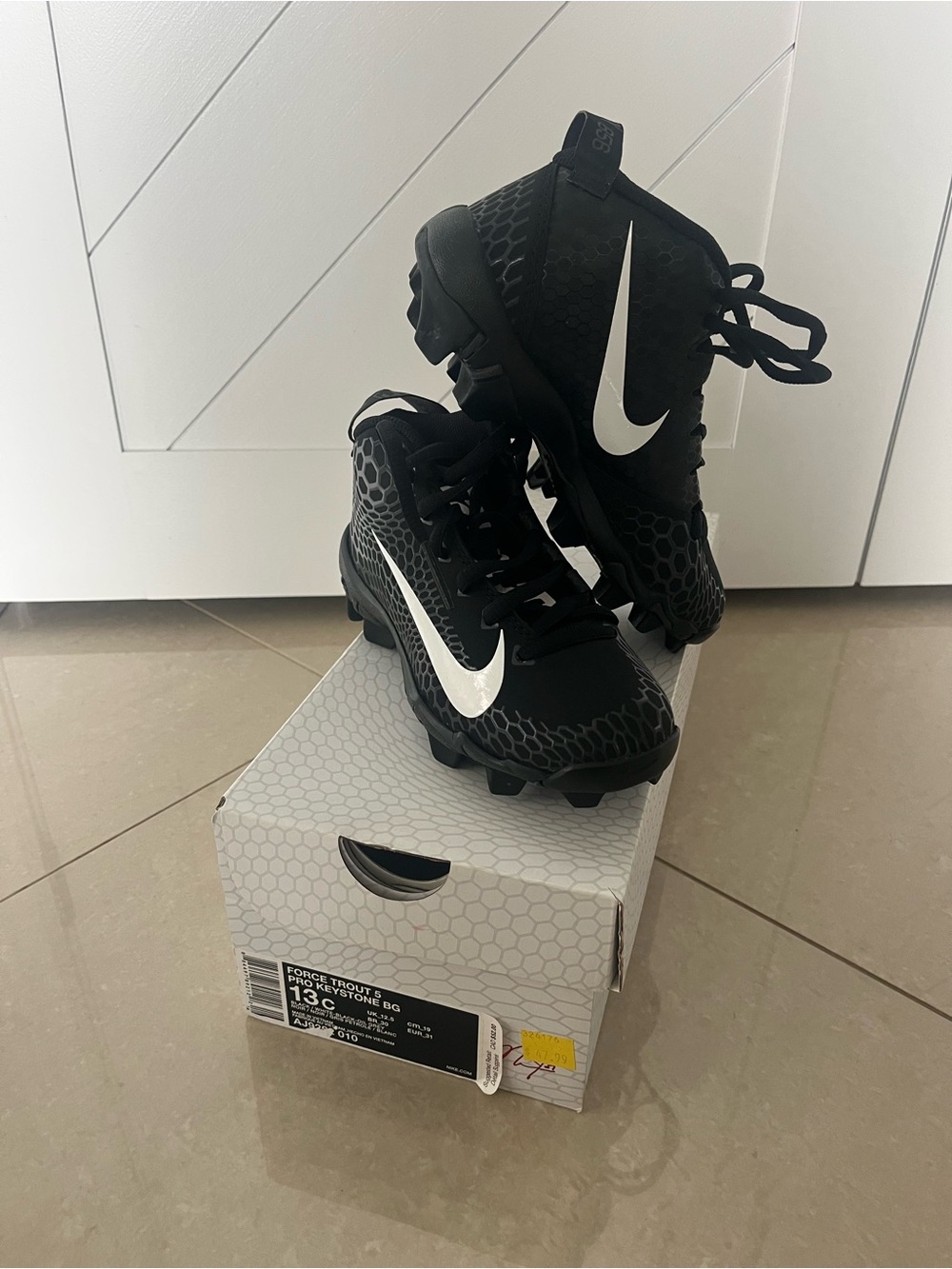 Nike Kids Black Force Trout 5 Cleats